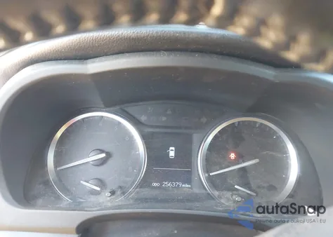 2015 Toyota Highlander Le Plus V6 z USA, uszkodzony, nr VIN 5TDBKRFH6FS140967